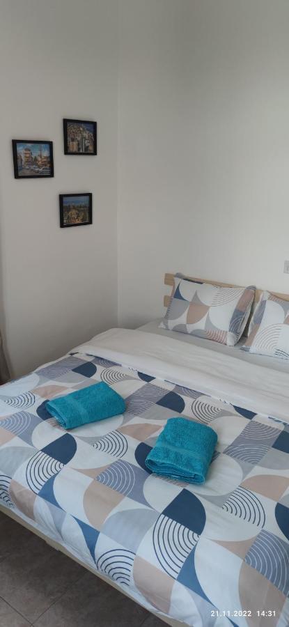 Comfy - For A Quiet Family Apartment *